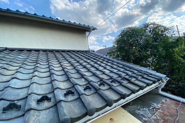 LINE_ALBUM_東久留米市　瓦葺き直し_220204_1