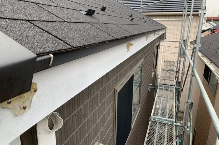 LINE_ALBUM_港北区　吉崎様邸　雨樋補修_220211_8